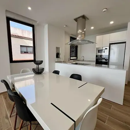 Detail Caballo Blanco I شقة